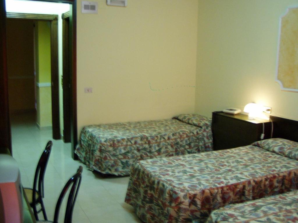 Hotel Le Dune Lago Patria Zimmer foto
